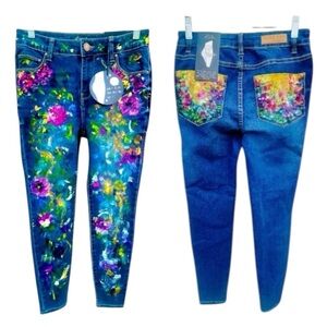 NWT! Blue Age Denim Collection Young Women Hand Painted Jeans Juniors 7